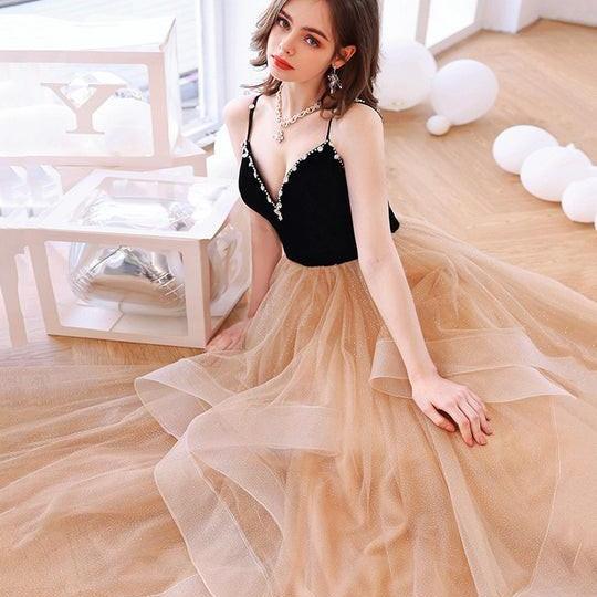 Champagne v-Neck Tulle Long Prom Dress A Line Formal Gowns
